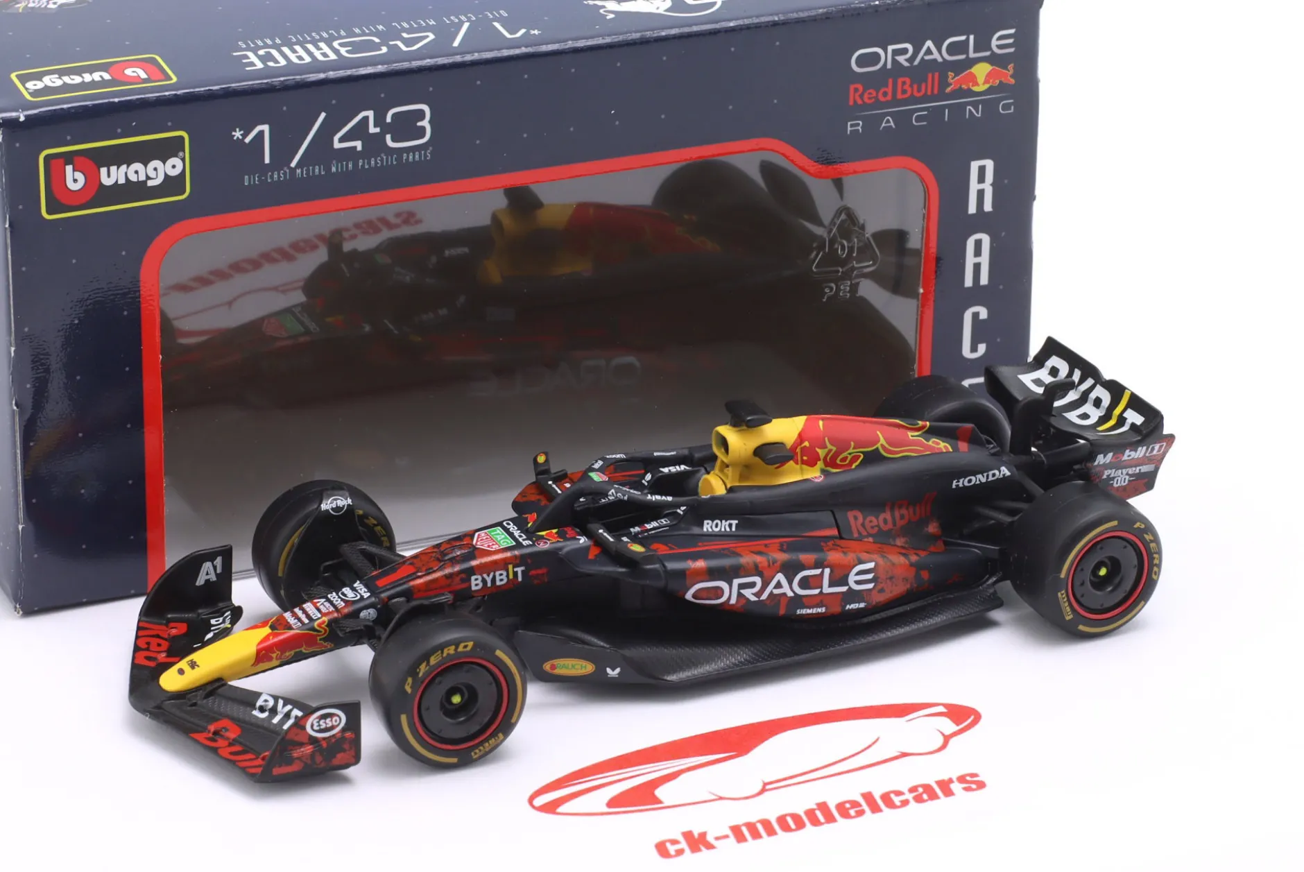 Max Verstappen Red Bull RB20 #1 2nd British GP Formel 1 Weltmeister 2024 1:43 Bburago