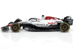 Max Verstappen Red Bull RB21 #1 Sieger Japan GP Formel 1 2025 1:18 Bburago