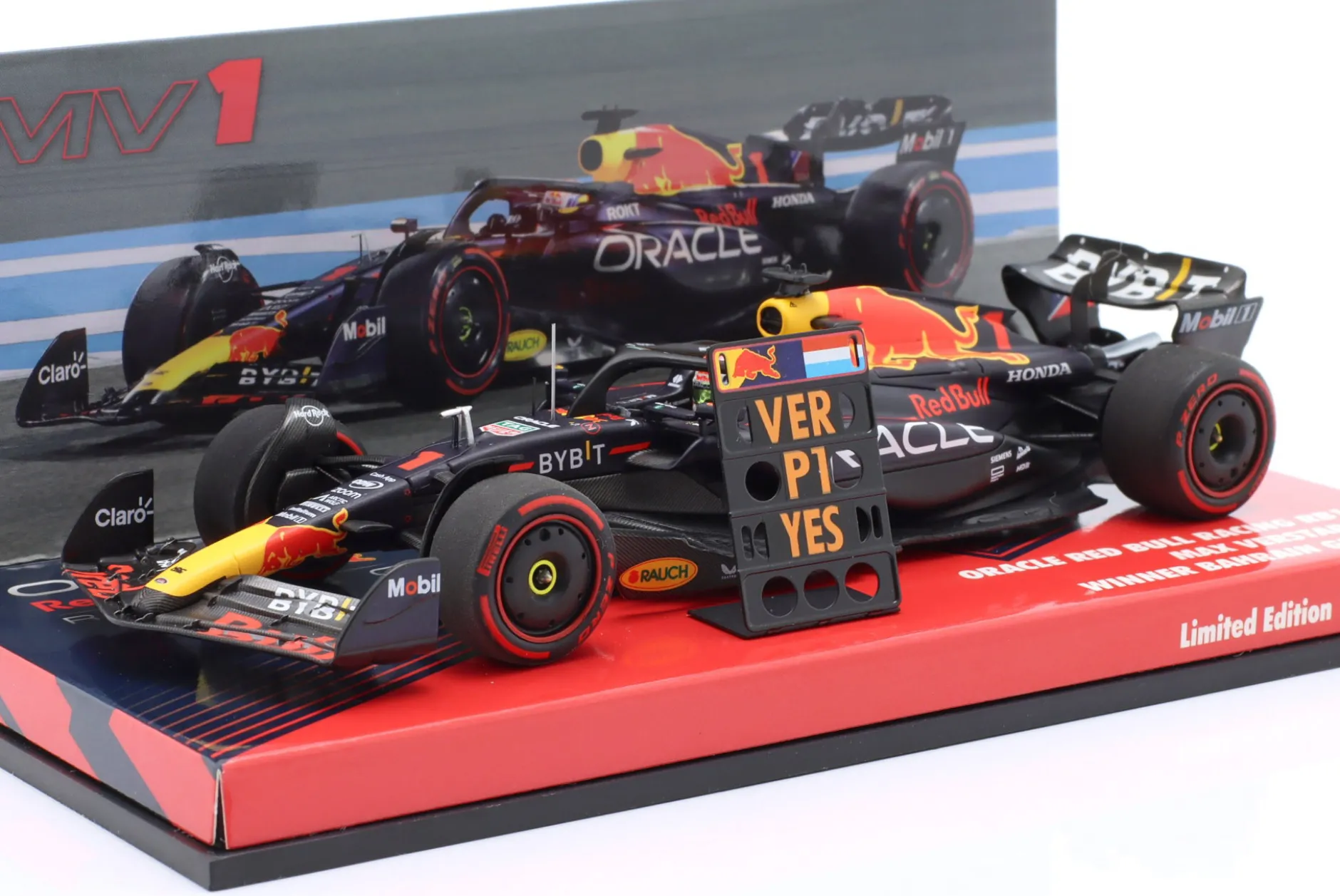 Max Verstappen Red Bull RB19 #1 Sieger Bahrain GP Formel 1 Weltmeister 2023 1:43 Minichamps