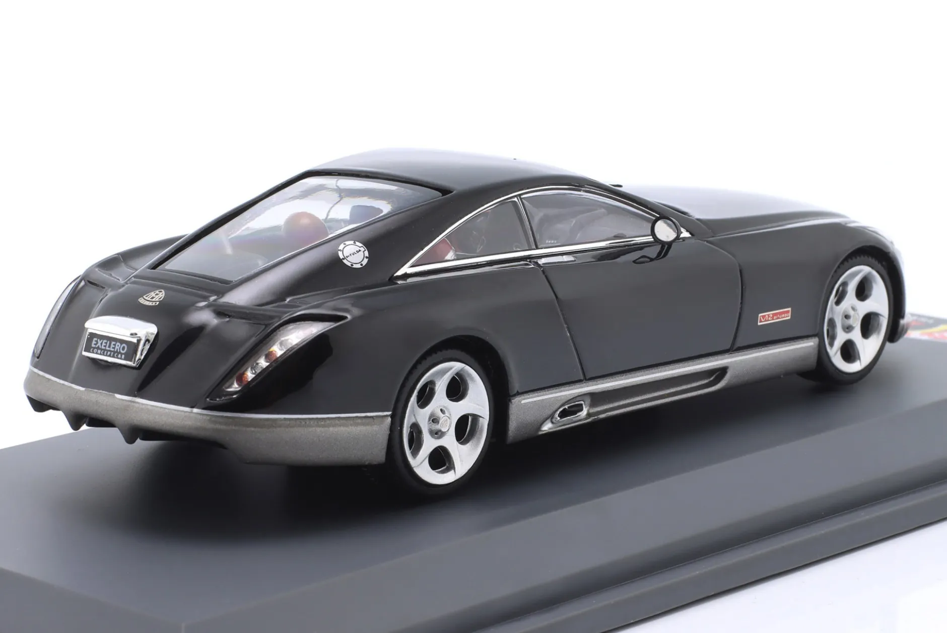 Maybach Exelero Baujahr 2005 schwarz 1:43 Schuco