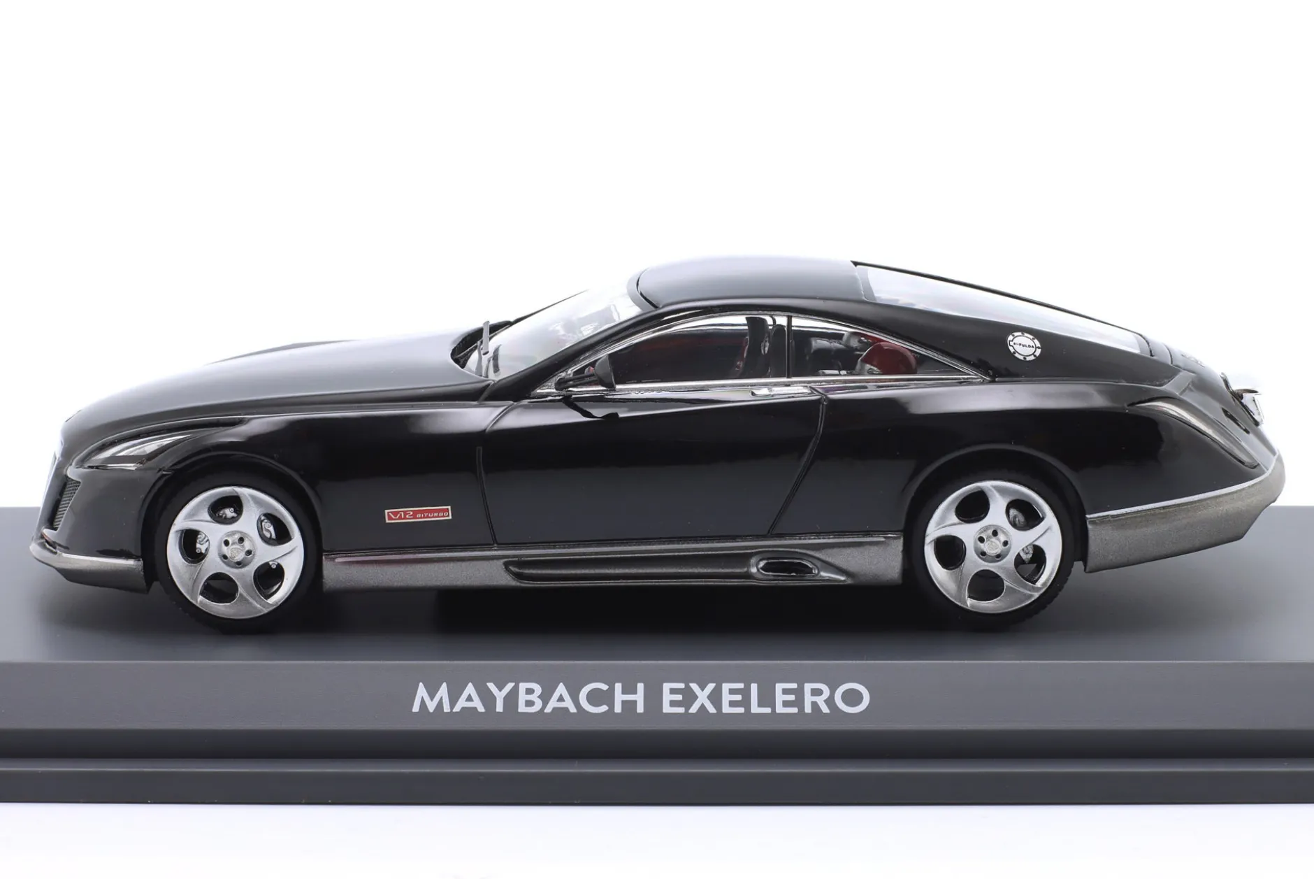 Maybach Exelero Baujahr 2005 schwarz 1:43 Schuco