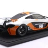 McLaren P1 GTR Pebble Beach 2014 grau / orange / schwarz 1:8 GT-Spirit