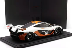 McLaren P1 GTR Pebble Beach 2014 grau / orange / schwarz 1:8 GT-Spirit
