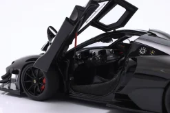 McLaren Senna GTR Baujahr 2019 onyxschwarz 1:18 AUTOart