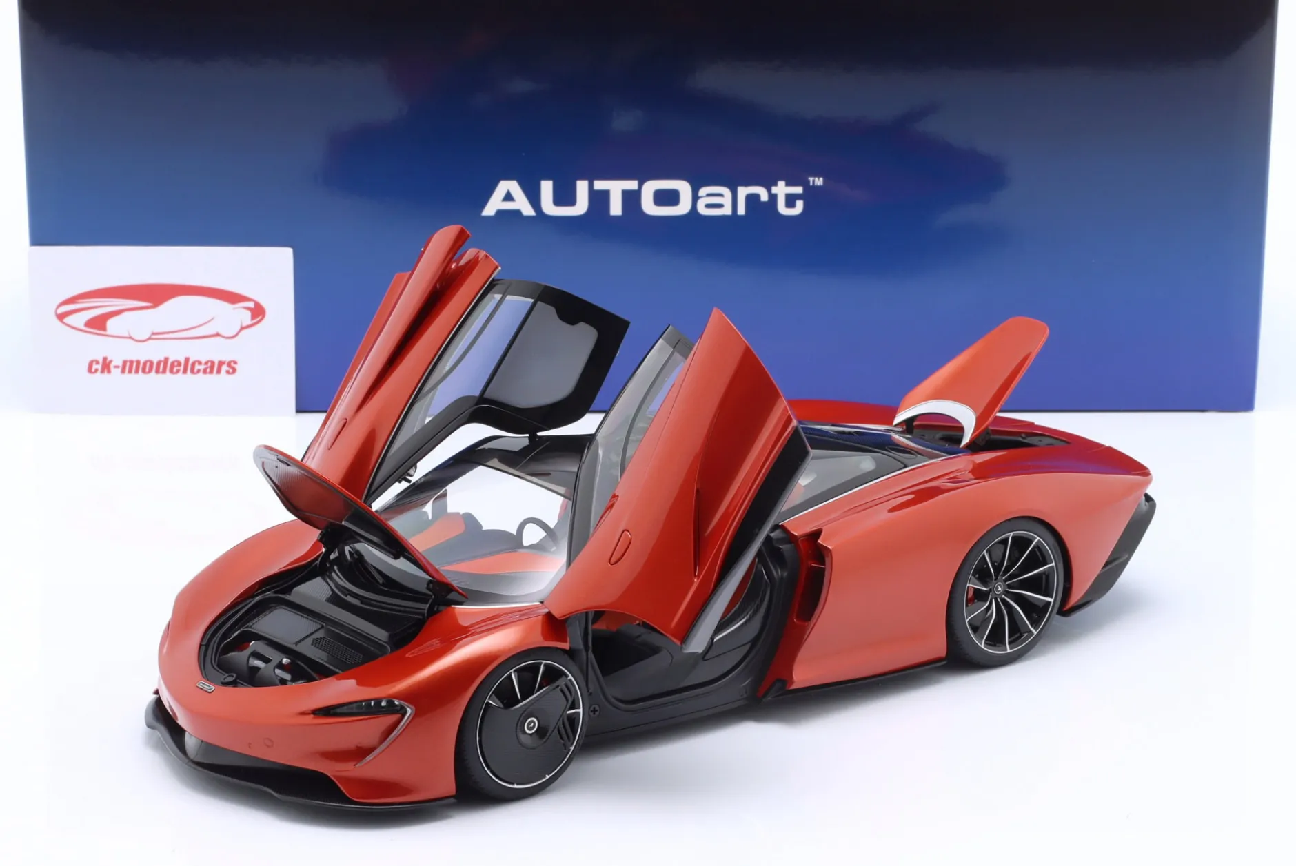 McLaren Speedtail Baujahr 2020 vulkan orange 1:18 AUTOart