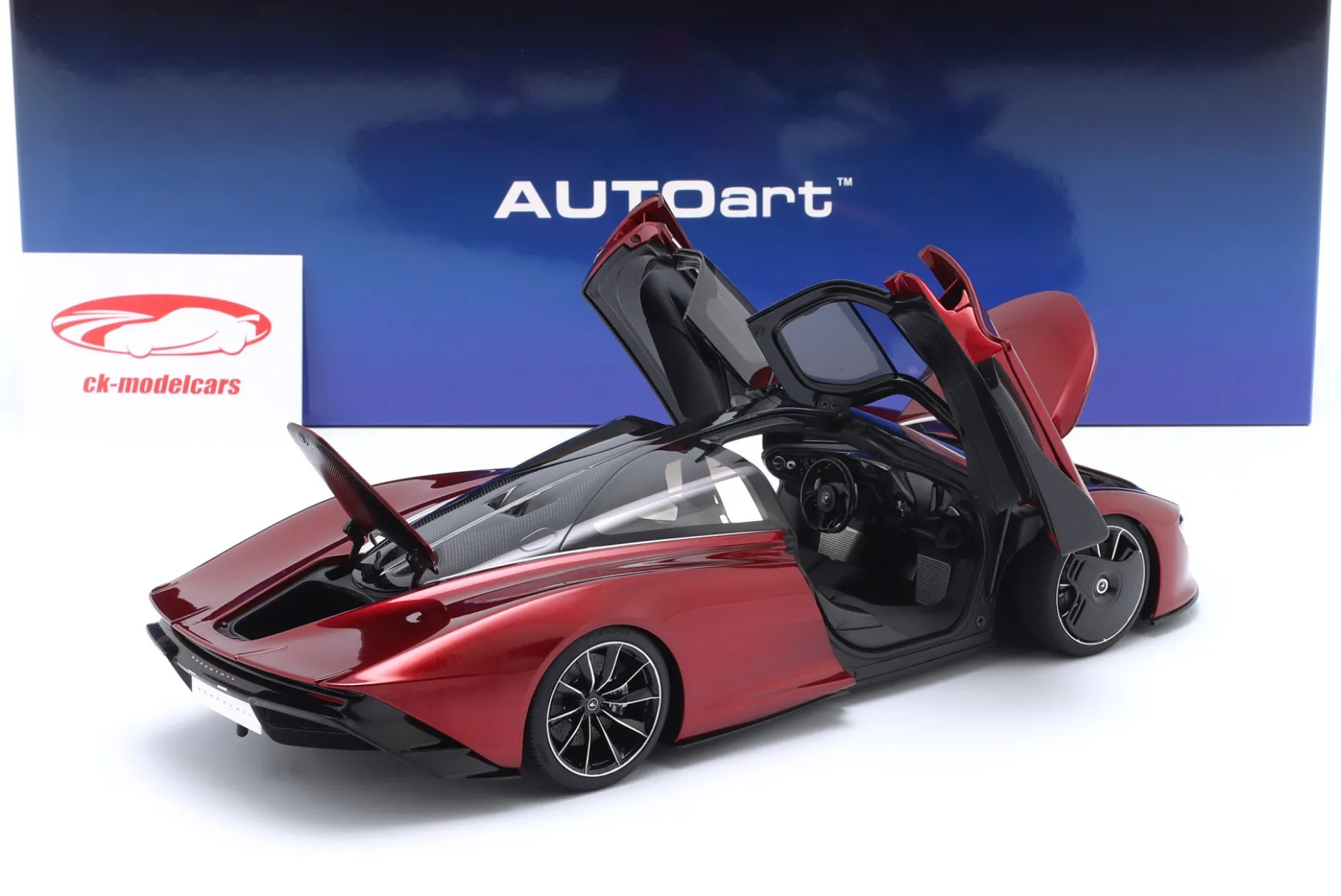 McLaren Speedtail Baujahr 2020 vulkanrot 1:18 AUTOart