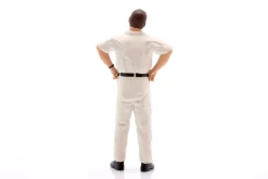Mechaniker mit weißem Overall skeptisch - Figur 1:18 Figurenmanufaktur