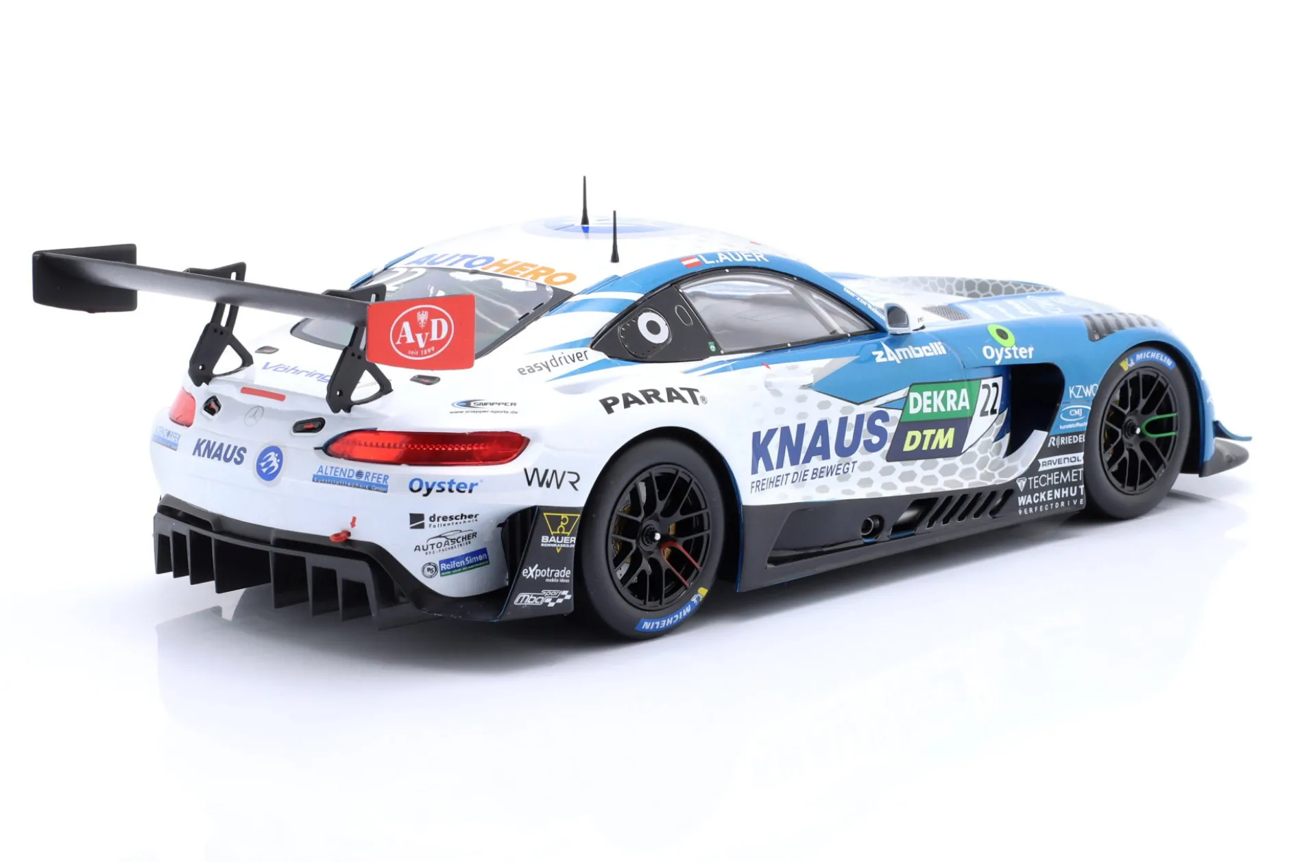Mercedes-AMG GT3 Evo #22 Sieger Rennen 1 DTM Hockenheim 2022 L. Auer 1:18 Ixo