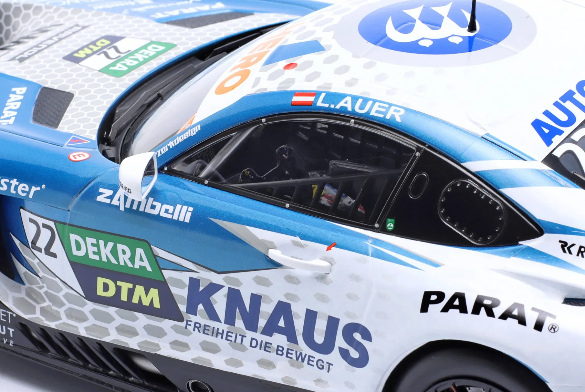 Mercedes-AMG GT3 Evo #22 Sieger Rennen 1 DTM Hockenheim 2022 L. Auer 1:18 Ixo