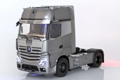 Mercedes-Benz Actros GigaSpace 4x2 SZM Edition 3 grau 1:18 NZG