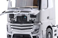 Mercedes-Benz Actros GigaSpace 4x2 SZM Edition 3 grau 1:18 NZG