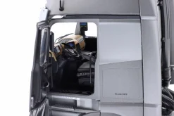 Mercedes-Benz Actros GigaSpace 4x2 SZM Edition 3 grau 1:18 NZG