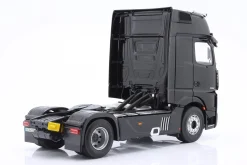 Mercedes-Benz Actros L schwarz mit Design 1:18 NZG