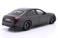 Mercedes-Benz AMG E 53 Hybrid 4Matic+ (W214) 2024 graphitgrau 1:18 NZG