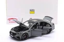 Mercedes-Benz AMG E 53 Hybrid 4Matic+ (W214) 2024 alpingrau 1:18 NZG