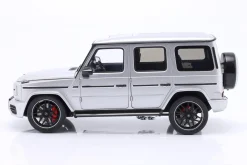 Mercedes-Benz AMG G63 Baujahr 2019 iridium silber metallic 1:18 AUTOart