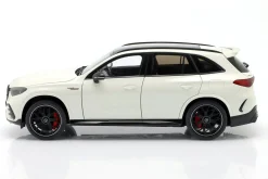 Mercedes-Benz AMG GLC 63 S E Performance opalithweiß 1:18 NZG