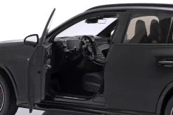 Mercedes-Benz AMG GLC 63 S E Performance obsidianschwarz 1:18 NZG