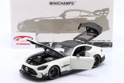 Mercedes-Benz AMG GT Black Series Baujahr 2021 weiß metallic 1:18 Minichamps