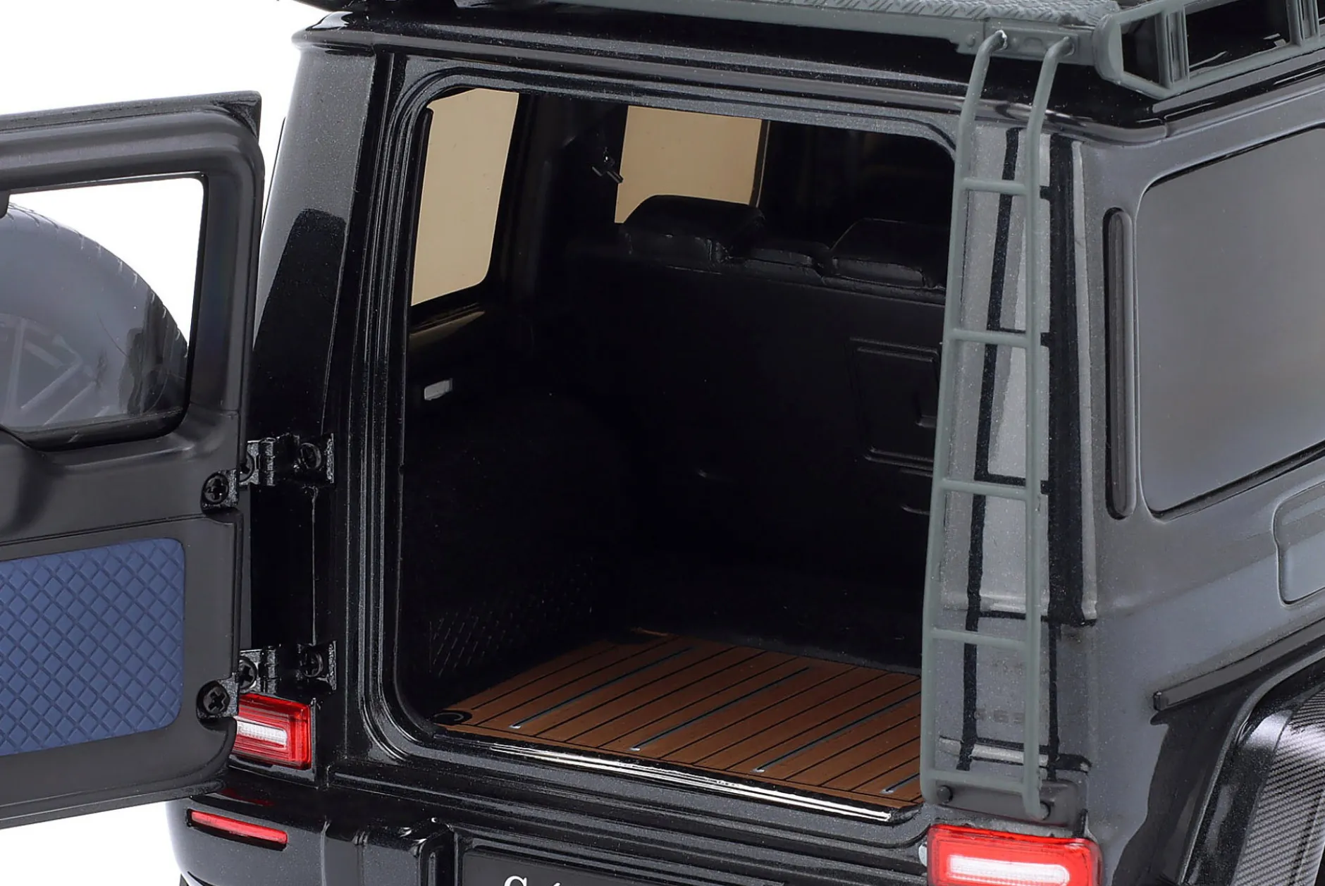 Mercedes-Benz AMG G63 (W463) 4x4 2022 magnetitschwarz metallic 1:18 iScale