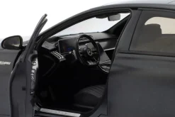 Mercedes-Benz AMG S 63 E Performance Baujahr 2022 nachtschwarz 1:18 NZG