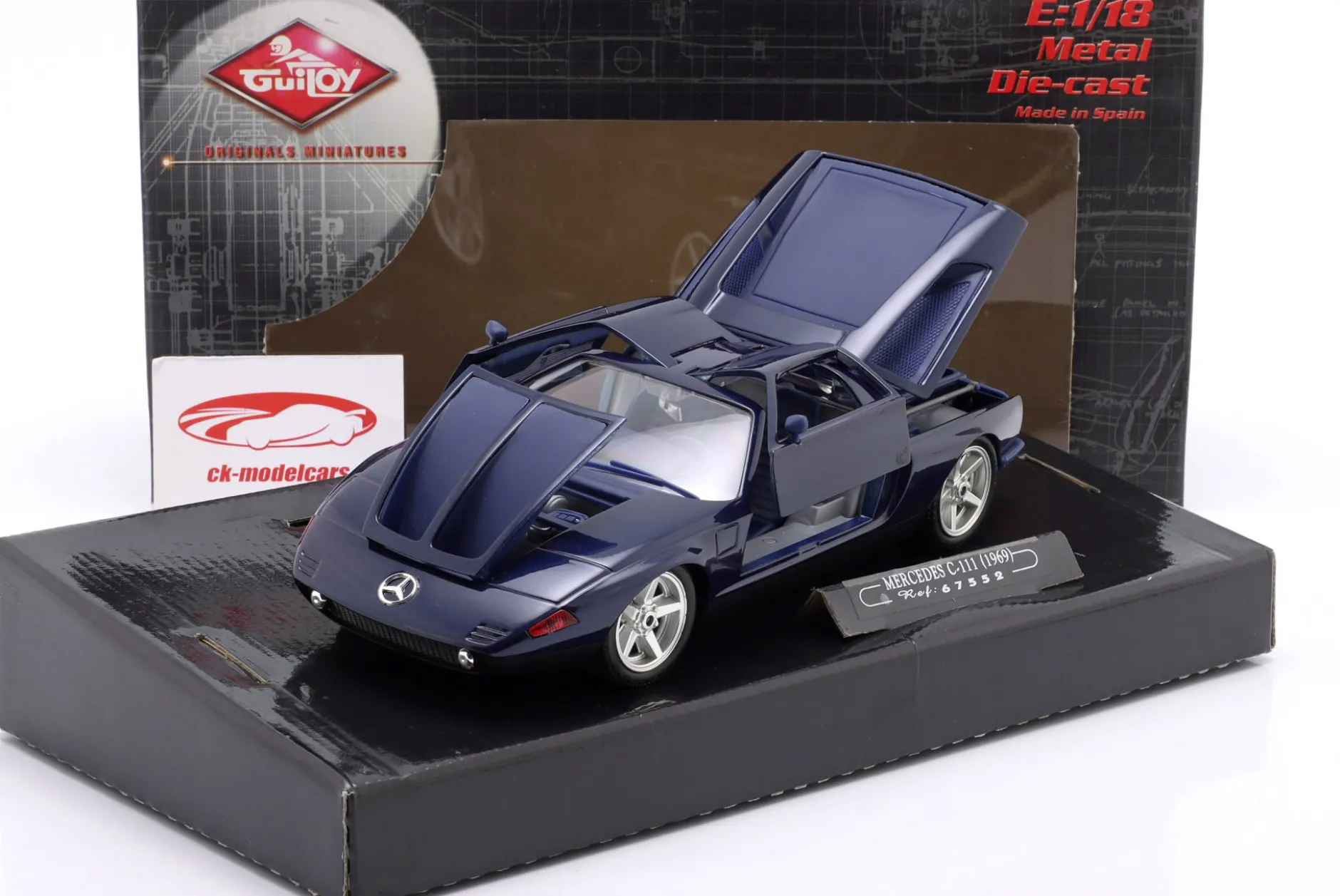 Mercedes-Benz C 111 Baujahr 1969 dunkelblau metallic 1:18 Guiloy