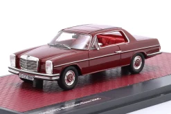 Mercedes-Benz 250 C (W114) /8 Baujahr 1968 dunkelrot 1:43 Matrix