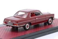 Mercedes-Benz 250 C (W114) /8 Baujahr 1968 dunkelrot 1:43 Matrix