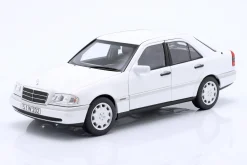 Mercedes-Benz C200 (W202) Baujahr 1993-1996 polarweiß 1:18 Norev