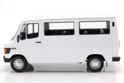 Mercedes-Benz 208 D Bus Baujahr 1988 weiß 1:18 KK-Scale