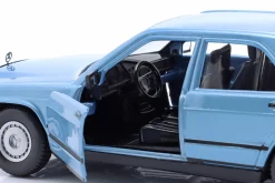 Mercedes-Benz 190E 2.6 Baujahr 1987 diamantblau 1:24 Bburago
