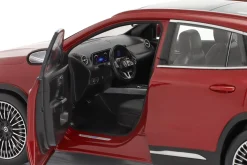 Mercedes-Benz EQA Baujahr 2021 patagonienrot 1:18 NZG