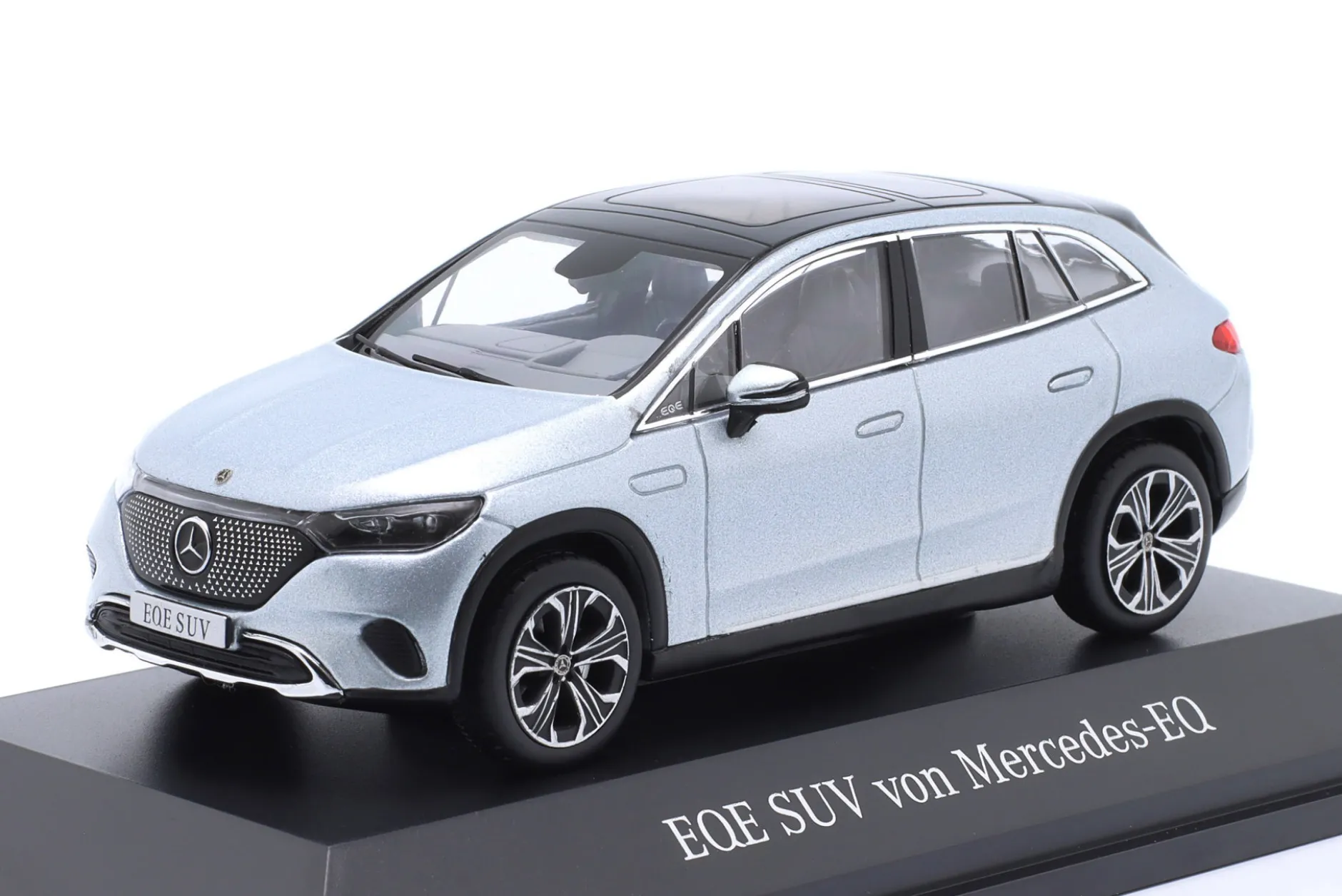 Mercedes-Benz EQE SUV (X294) Baujahr 2023 hightechsilber 1:43 Spark