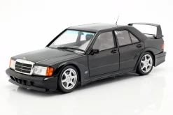 Mercedes-Benz 190E 2.5-16V Evolution II Baujahr 1990 schwarz 1:18 Solido