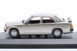 Mercedes-Benz 190E 2.3-16 (W201) Baujahr 1984 gold metallic 1:43 Minichamps