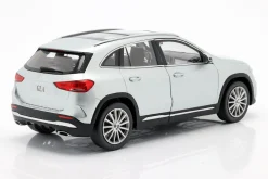 Mercedes-Benz GLA-Klasse (H247) Baujahr 2020 iridiumsilber 1:18 Z-Models