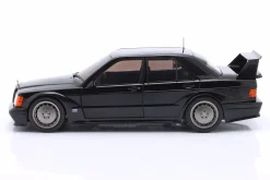 Mercedes-Benz MB 190 (W201) EVO II Baujahr 1990 schwarz 1:18 Solido