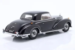 Mercedes-Benz 300 SC Coupe (W188) Baujahr 1955 dunkelblau 1:18 KK-Scale