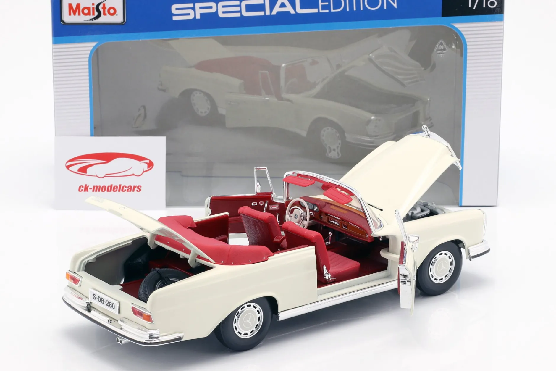 Mercedes-Benz 280 SE Baujahr 1967 cremeweiß 1:18 Maisto