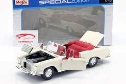 Mercedes-Benz 280 SE Baujahr 1967 cremeweiß 1:18 Maisto