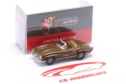 Mercedes-Benz 300 SL Roadster braun 1:87 Wiking
