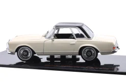 Mercedes-Benz 230 SL (W113) Hardtop Baujahr 1964 hellbeige / schwarz 1:43 Ixo