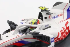 Mick Schumacher Haas VF-21 #47 Bahrain GP Formel 1 2021 1:18 Minichamps