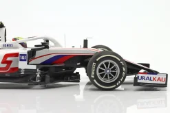 Mick Schumacher Haas VF-21 #47 Bahrain GP Formel 1 2021 1:18 Minichamps