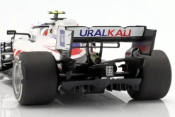 Mick Schumacher Haas VF-21 #47 Bahrain GP Formel 1 2021 1:18 Minichamps