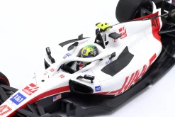 Mick Schumacher Haas VF-22 #47 11th Bahrain GP Formel 1 2022 1:18 Minichamps