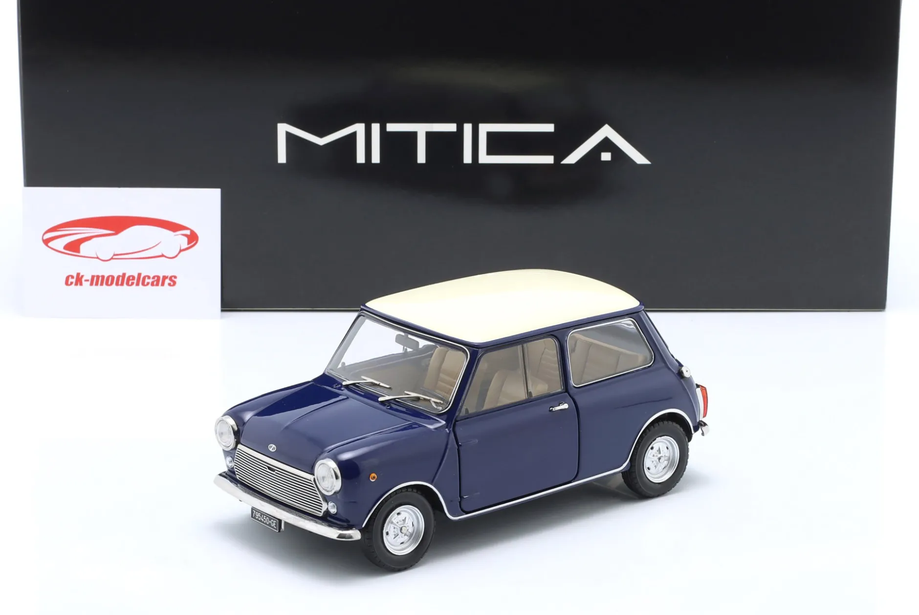 Mini Cooper MK2 Baujahr 1968 blau, beige 1:18 Mitica