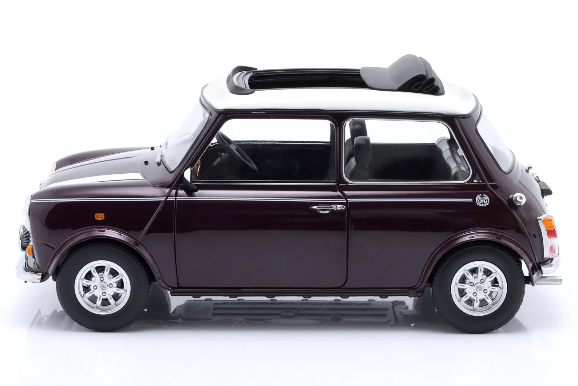 Mini Cooper RHD mit Sonnendach violett metallic / weiß 1:12 KK-Scale