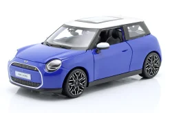 Mini Cooper SE (J01) blau / weiß 1:24 Maisto