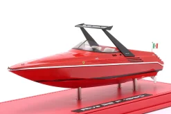 Motorboot Riva 32 Ferrari Baujahr 1990 rot 1:43 KESS